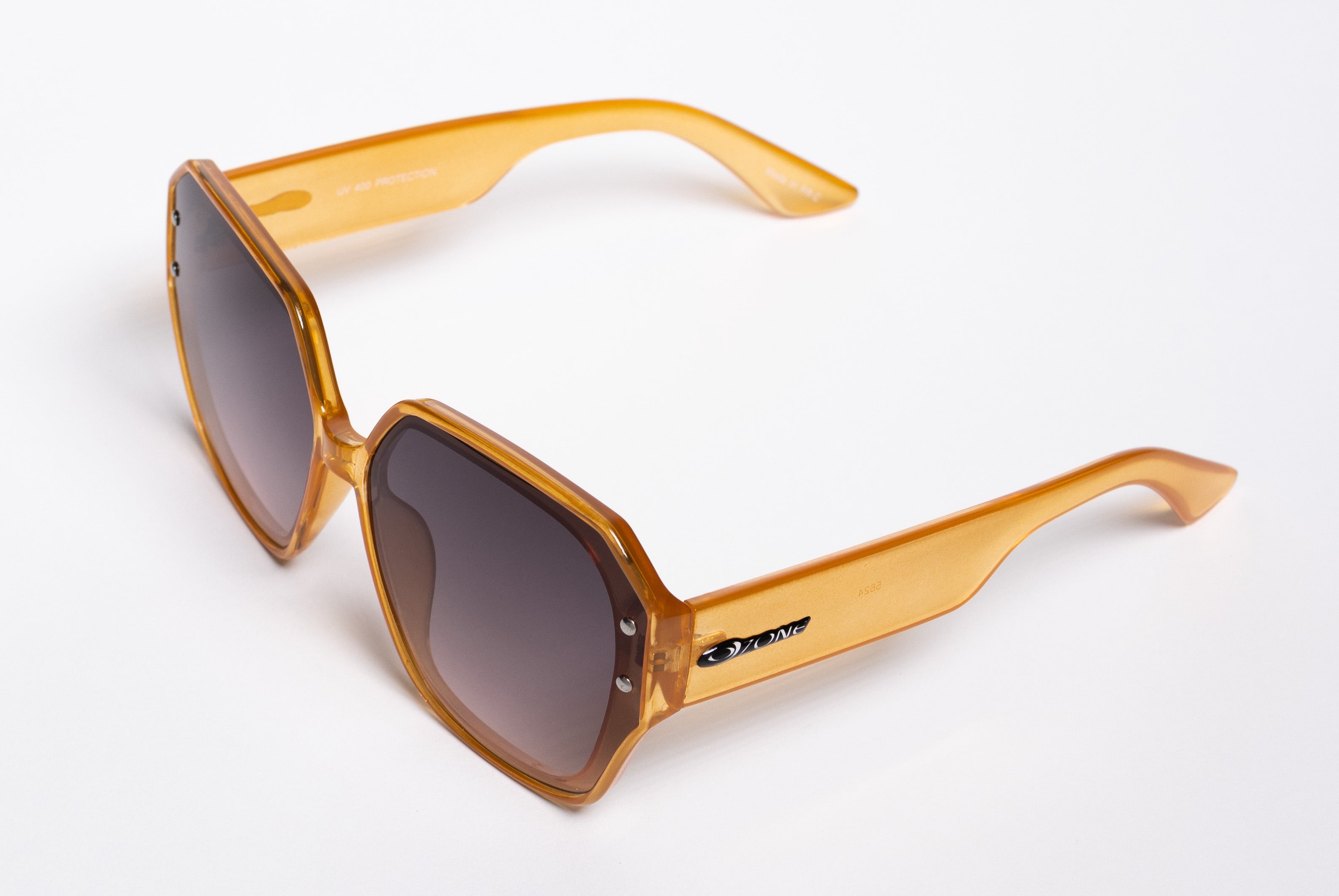 Ellie: Gafas de Sol