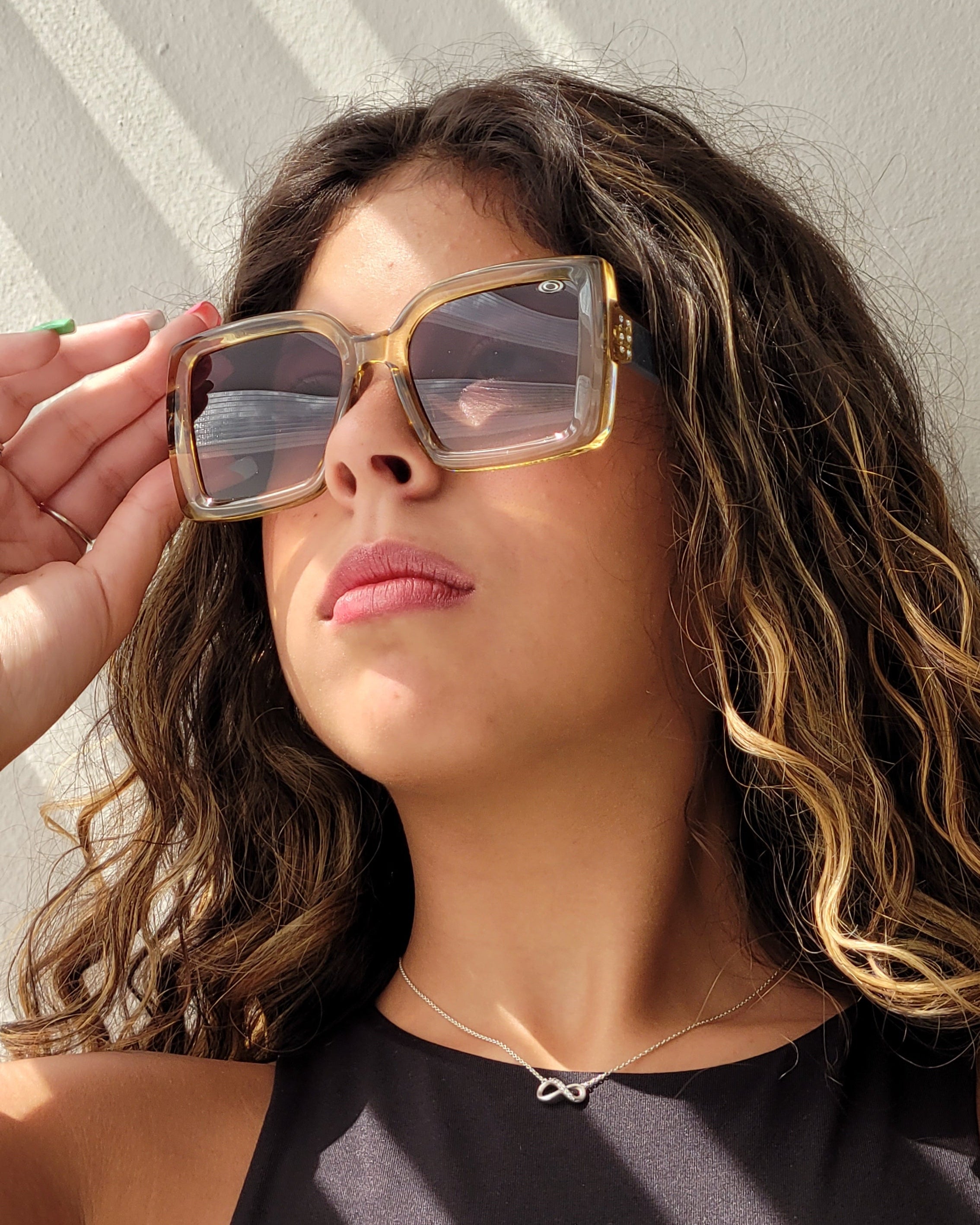 Veky: Gafas de Sol
