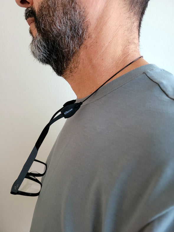 Adjustable metal cable with grey logo