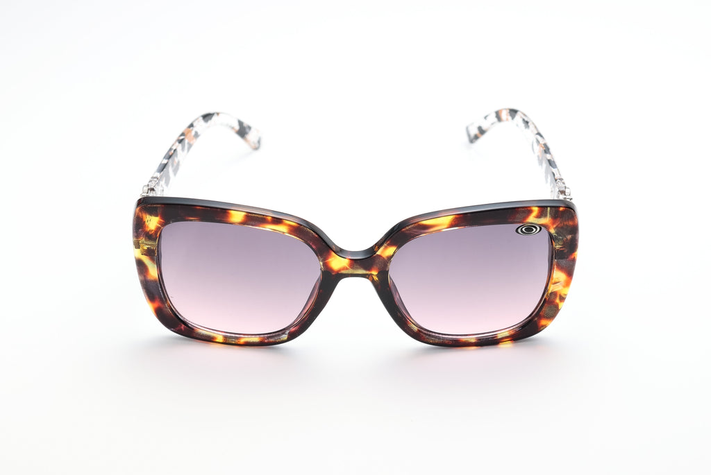 Tanya: Gafas de Sol