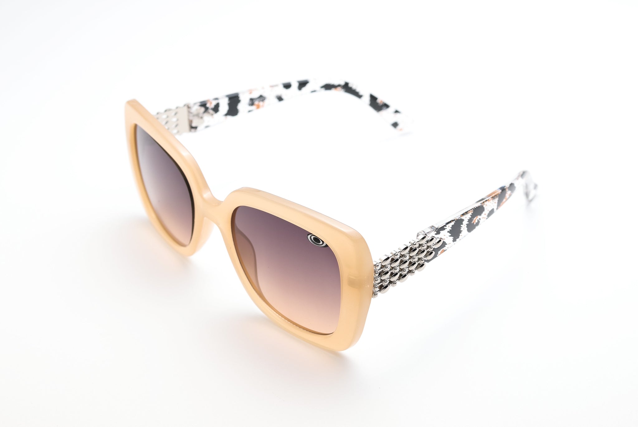 Tanya: Gafas de Sol